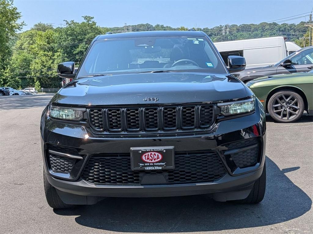 used 2023 Jeep Grand Cherokee car, priced at $28,950