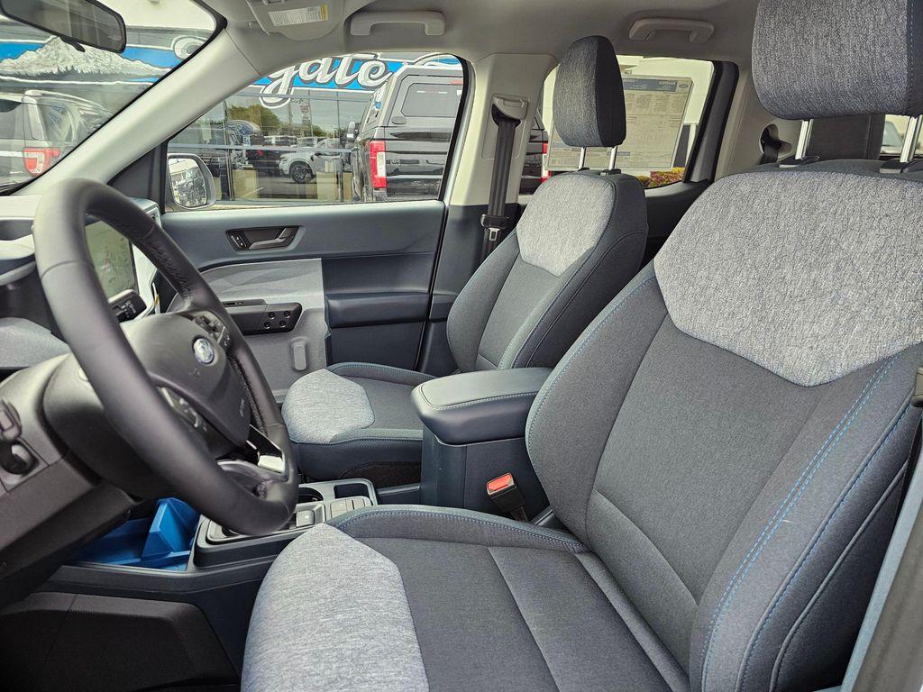 new 2025 Ford Maverick car, priced at $35,095