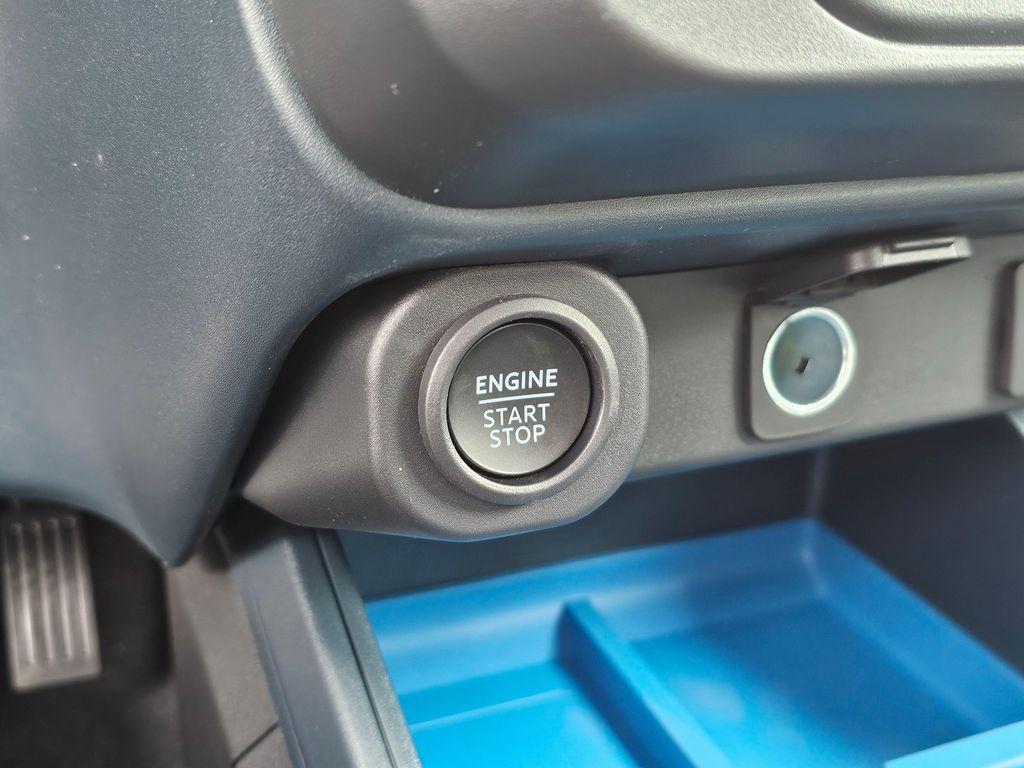 new 2025 Ford Maverick car, priced at $35,095