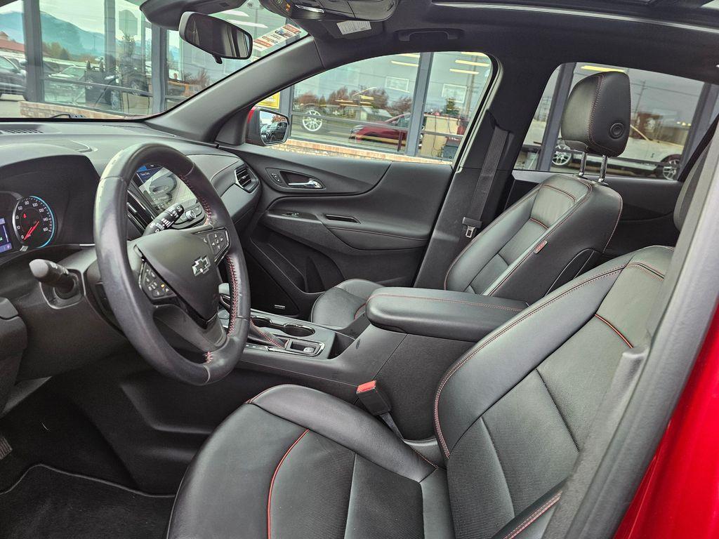 used 2022 Chevrolet Equinox car, priced at $27,900