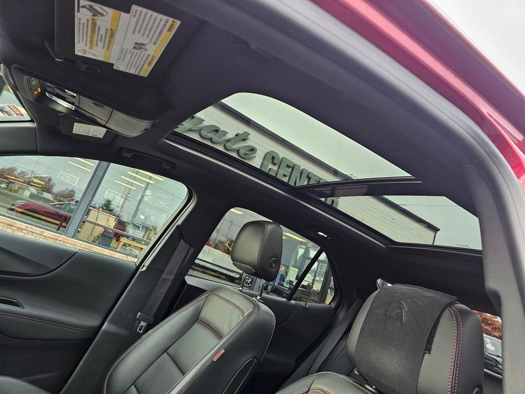 used 2022 Chevrolet Equinox car, priced at $27,900