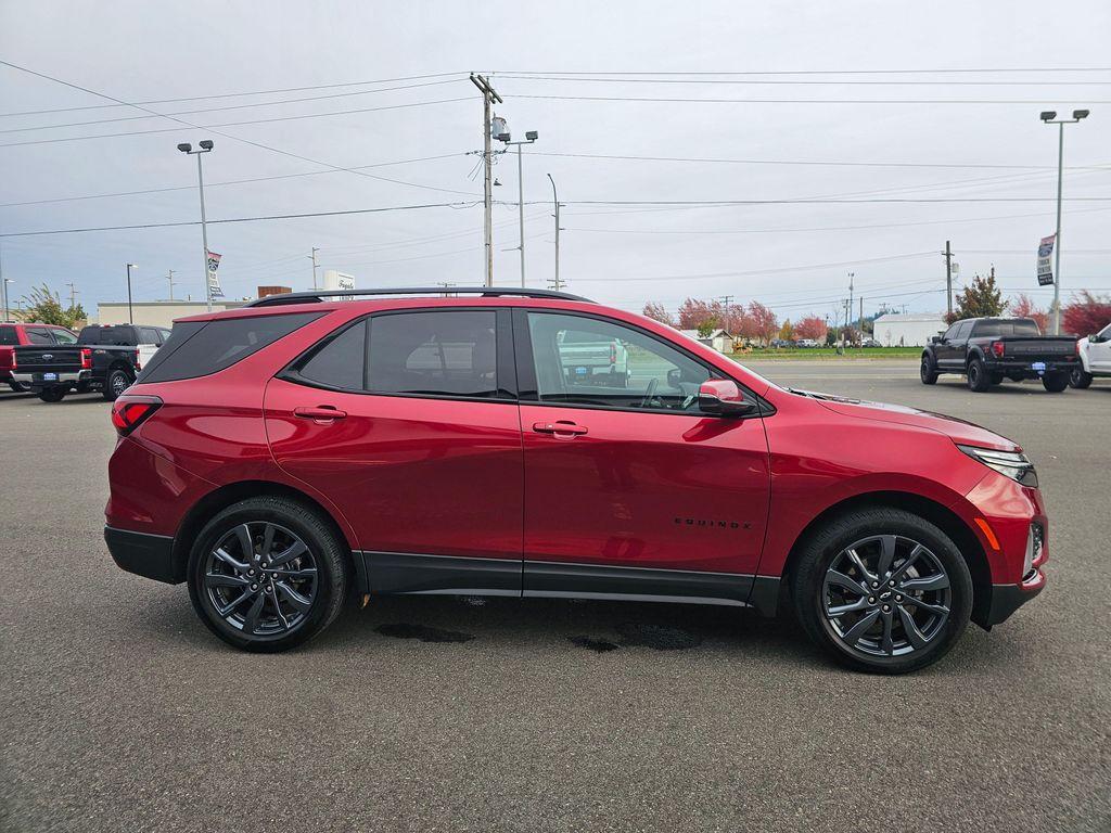 used 2022 Chevrolet Equinox car, priced at $27,900