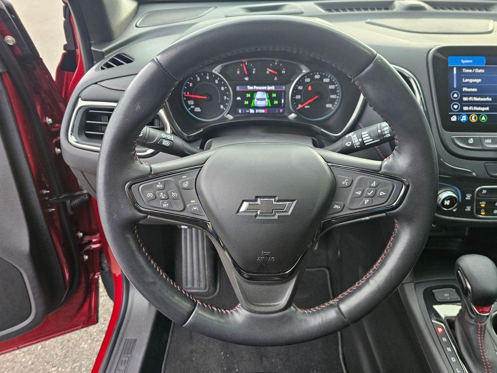 used 2022 Chevrolet Equinox car, priced at $27,900