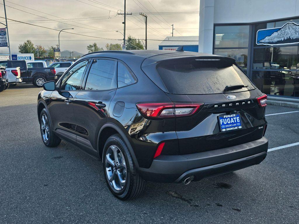 new 2025 Ford Escape car, priced at $30,595