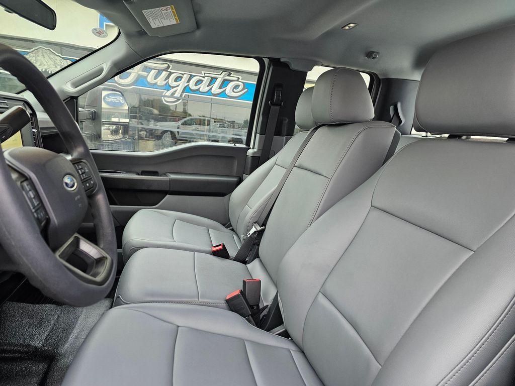 new 2025 Ford F-250 car, priced at $61,255