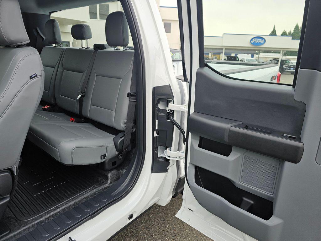 new 2025 Ford F-250 car, priced at $61,255