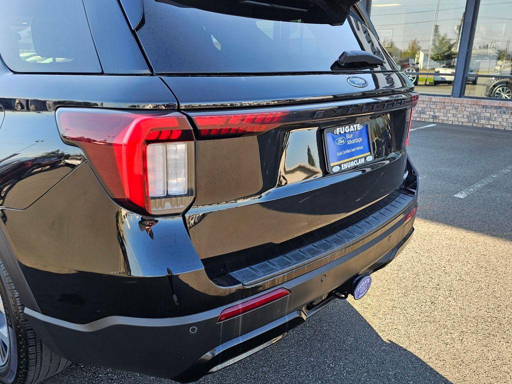 used 2025 Ford Explorer car, priced at $47,995