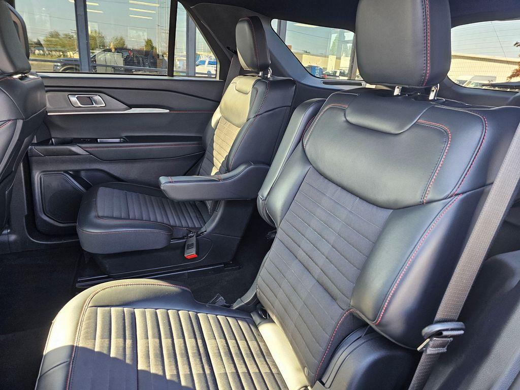 used 2025 Ford Explorer car, priced at $47,995