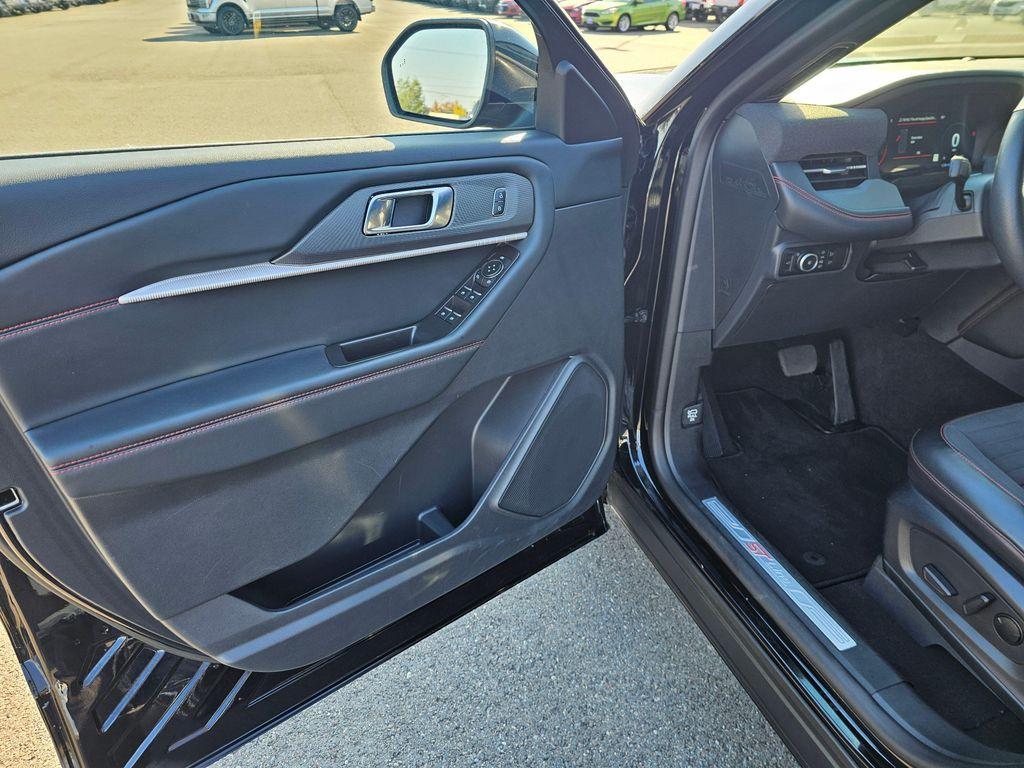used 2025 Ford Explorer car, priced at $47,995