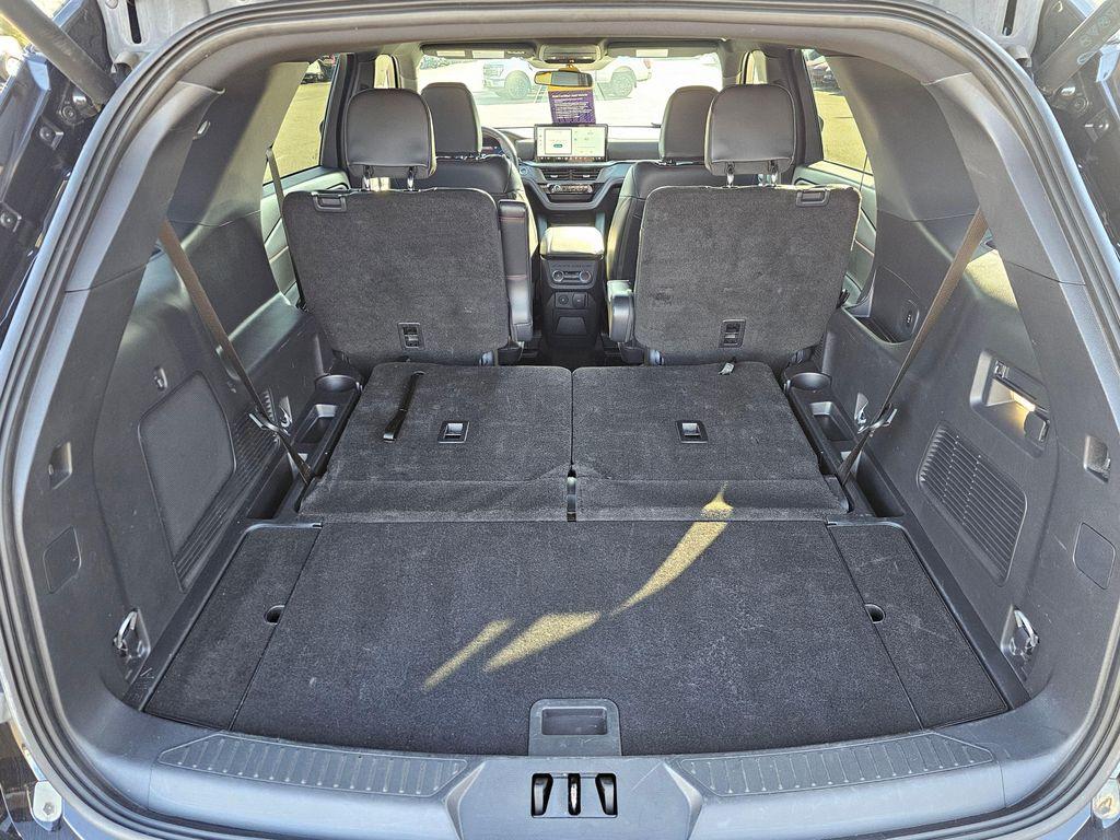 used 2025 Ford Explorer car, priced at $47,995