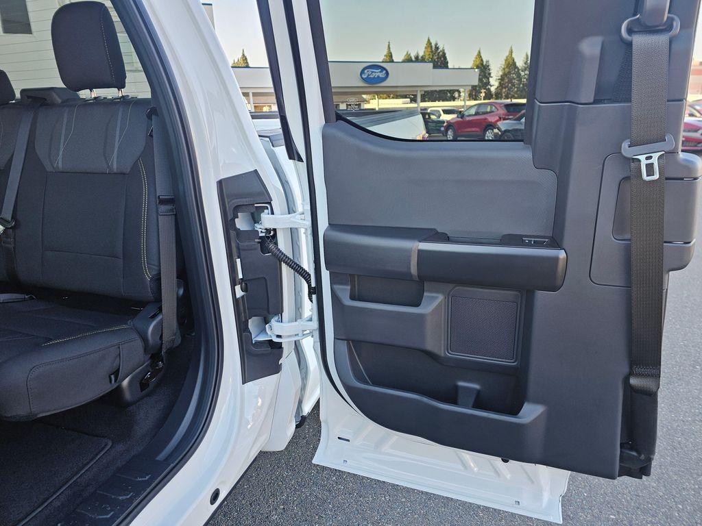new 2025 Ford F-150 car, priced at $47,795