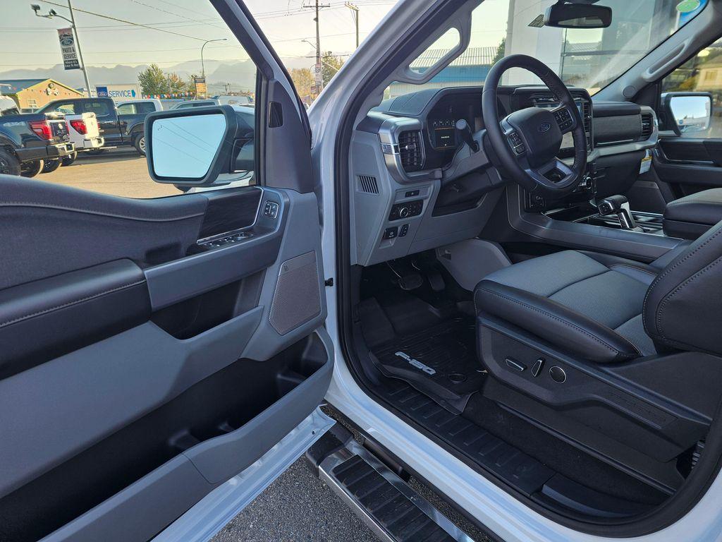 new 2025 Ford F-150 car, priced at $75,910