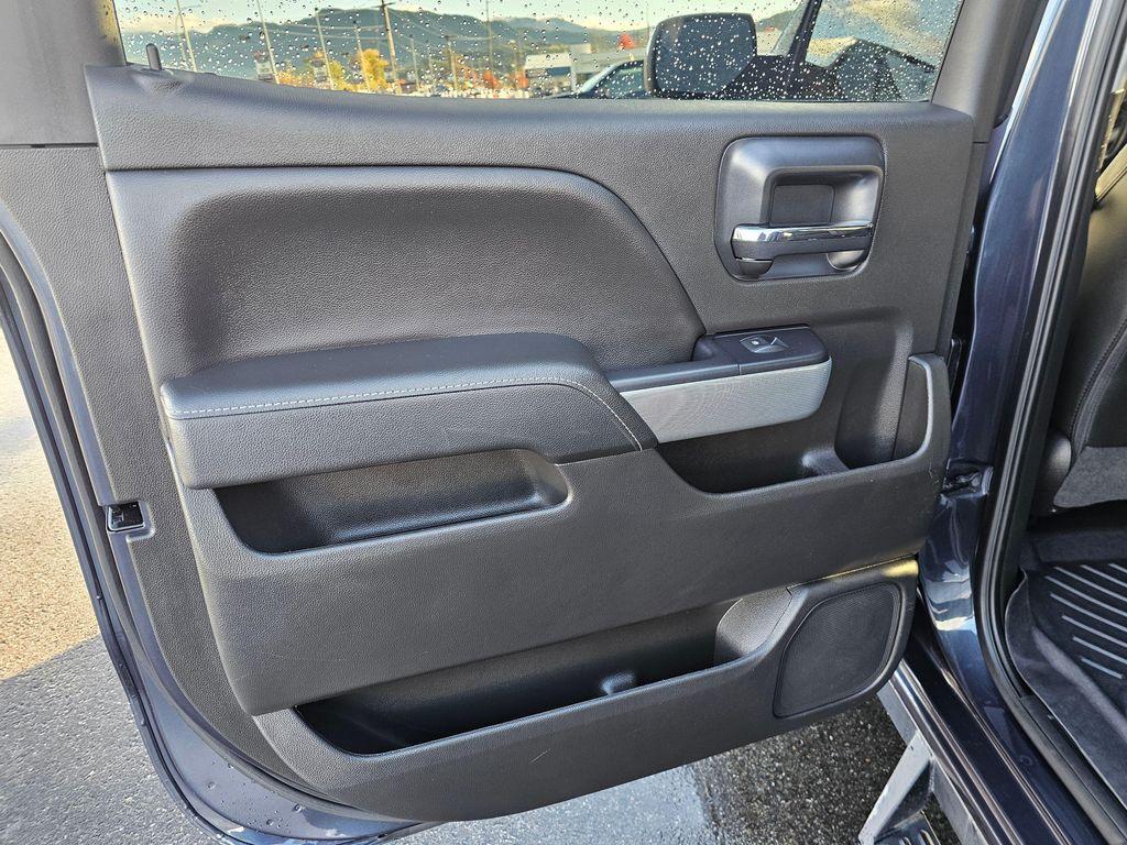 used 2018 Chevrolet Silverado 1500 car, priced at $33,999