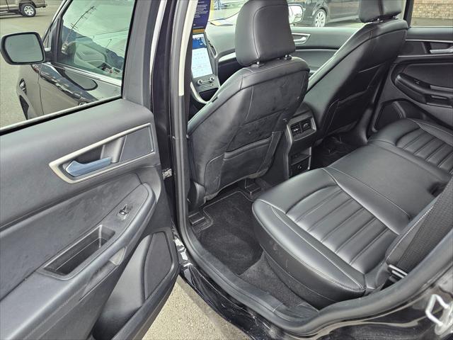 used 2024 Ford Edge car, priced at $31,998