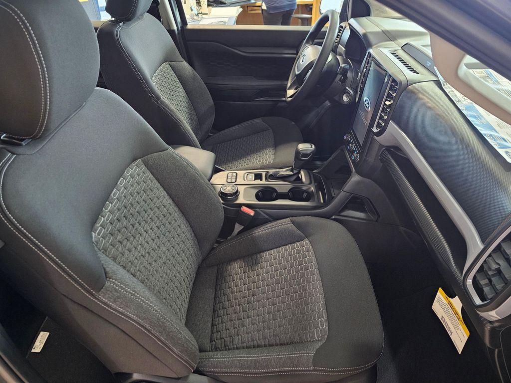 new 2025 Ford Ranger car, priced at $37,110