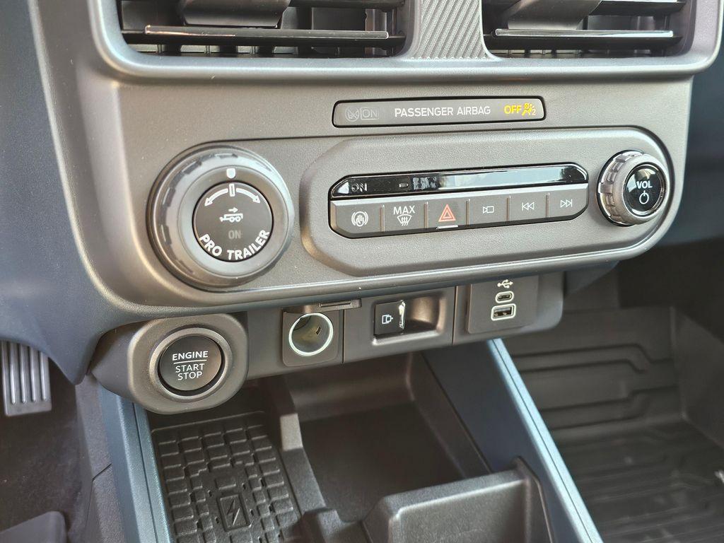 new 2025 Ford Maverick car, priced at $43,175