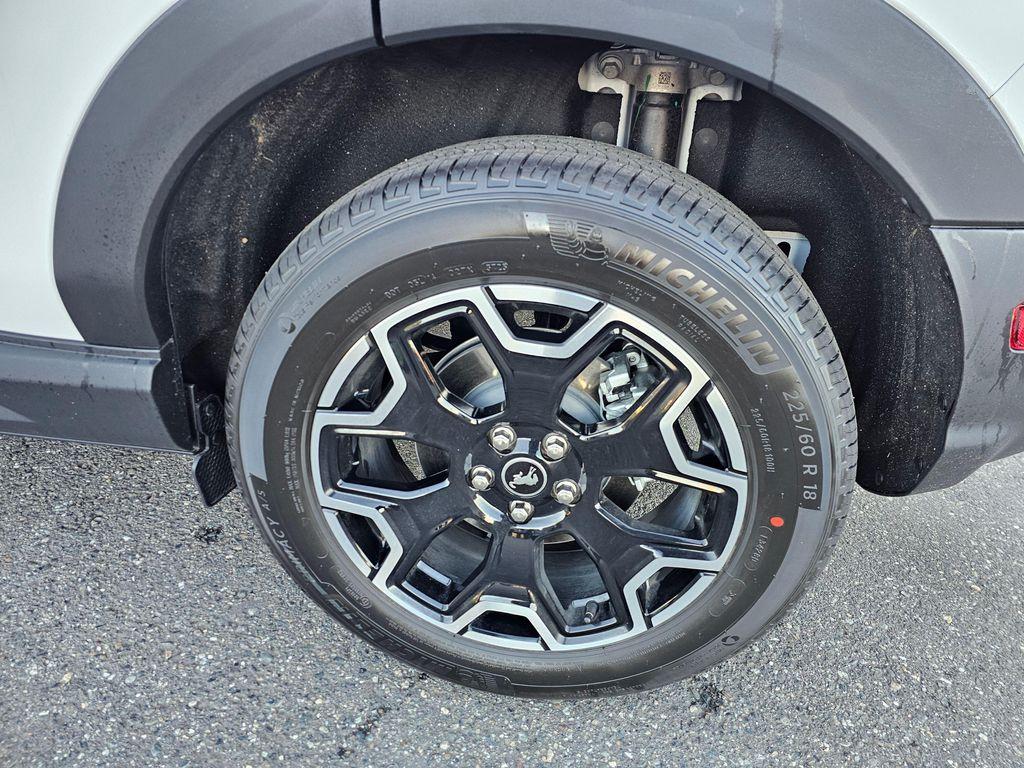 new 2025 Ford Bronco Sport car, priced at $37,625