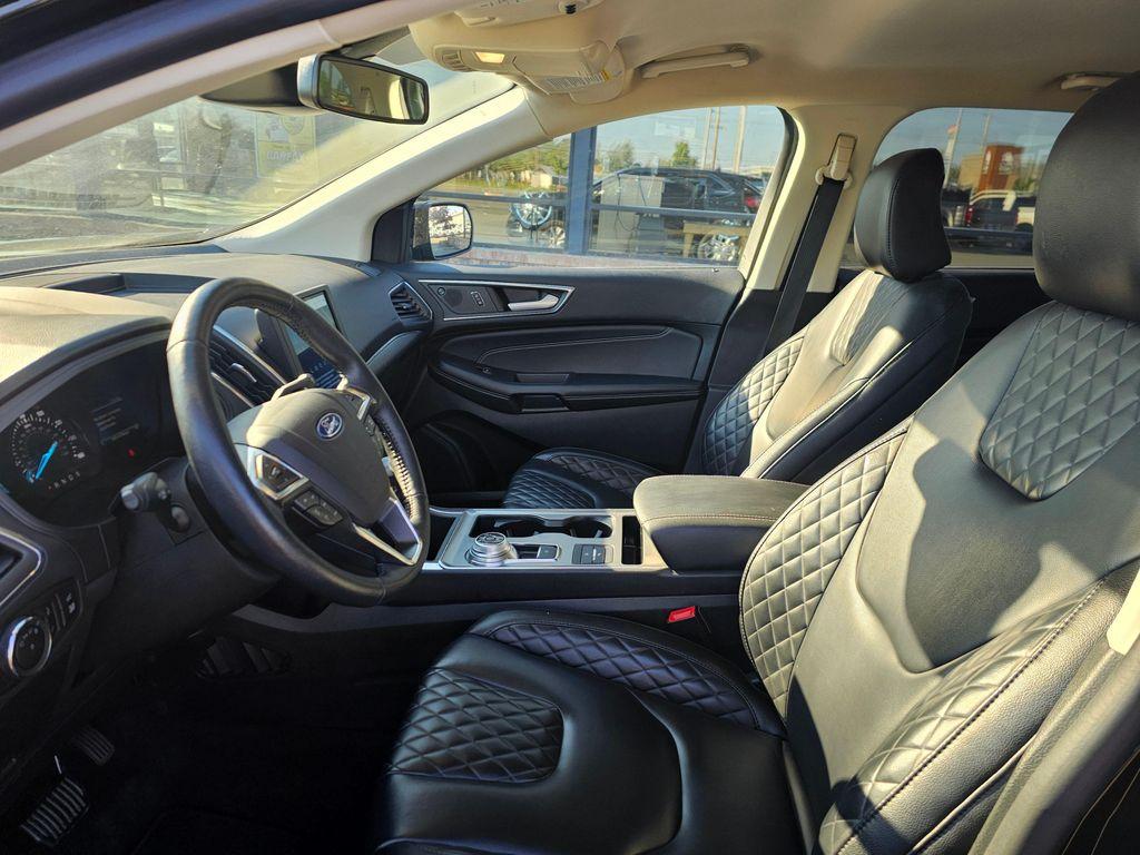 used 2024 Ford Edge car, priced at $35,998