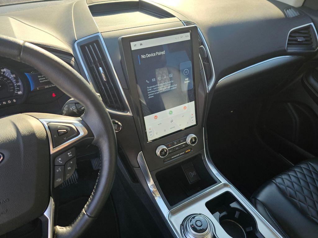 used 2024 Ford Edge car, priced at $35,998