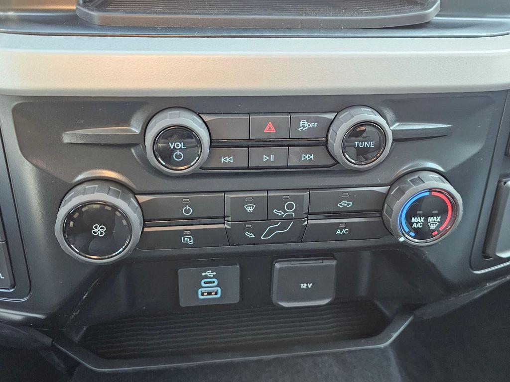 new 2025 Ford F-350 car, priced at $53,626