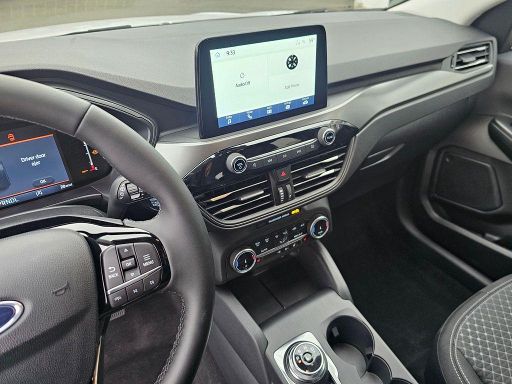 new 2025 Ford Escape car, priced at $30,745