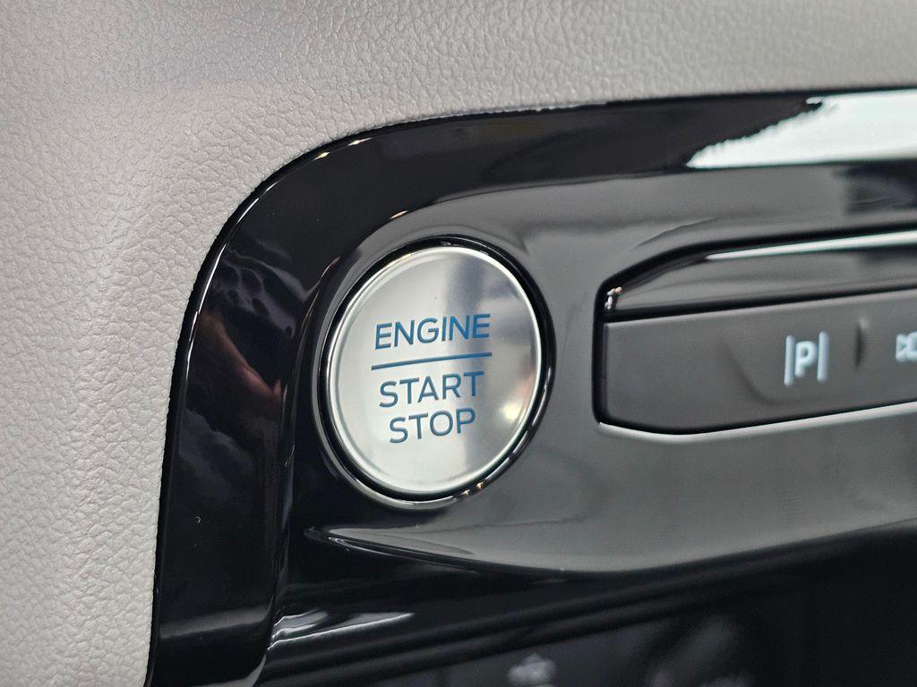 new 2025 Ford Escape PHEV car, priced at $37,925