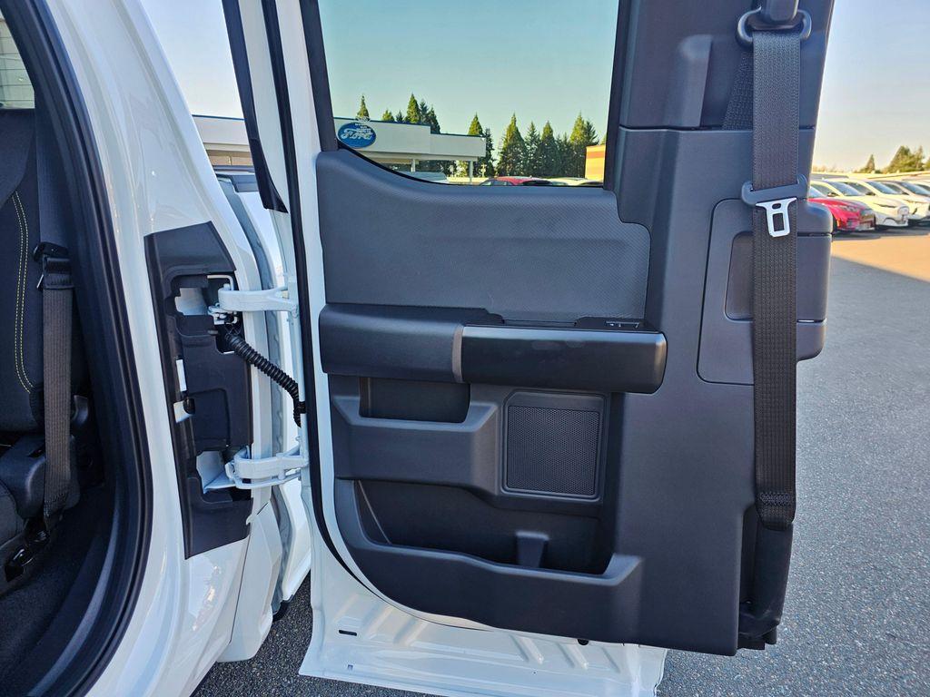 new 2025 Ford F-150 car, priced at $47,795