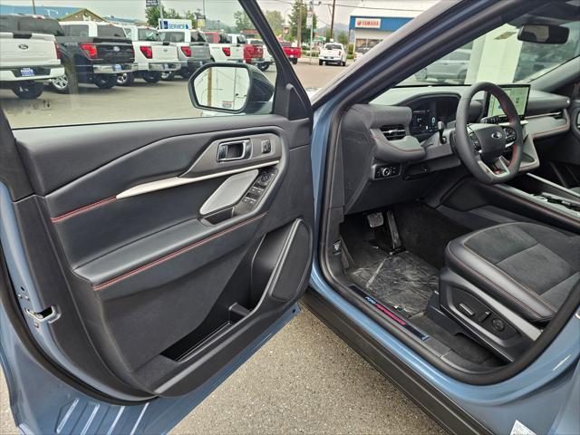 new 2025 Ford Explorer car, priced at $61,550