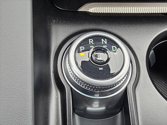 new 2025 Ford Explorer car, priced at $40,551