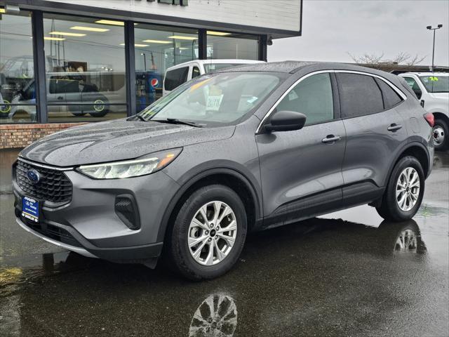 used 2023 Ford Escape car, priced at $26,899