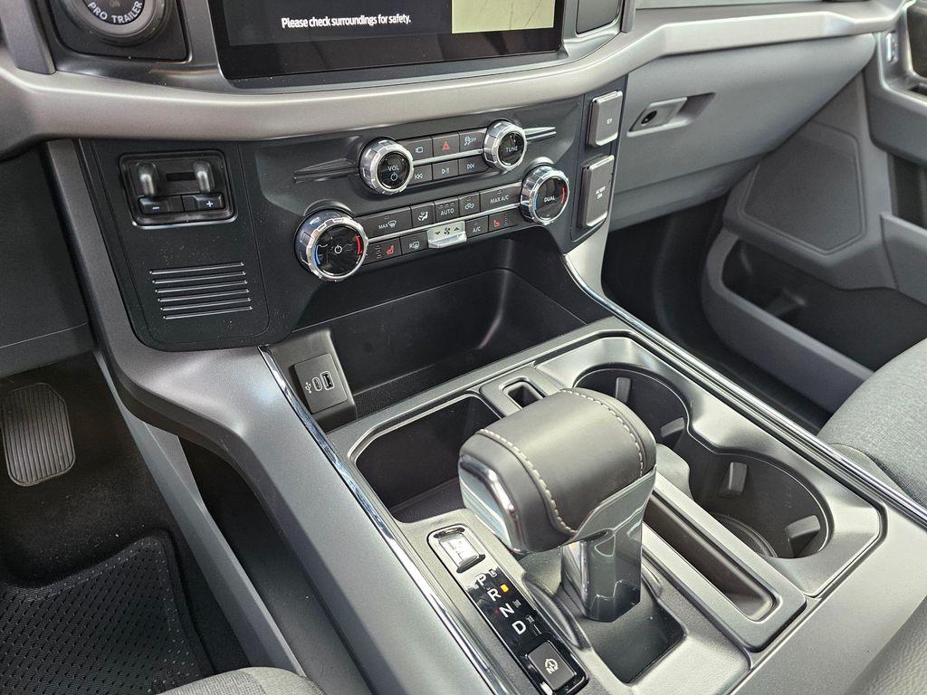 new 2025 Ford F-150 Lightning car, priced at $66,760