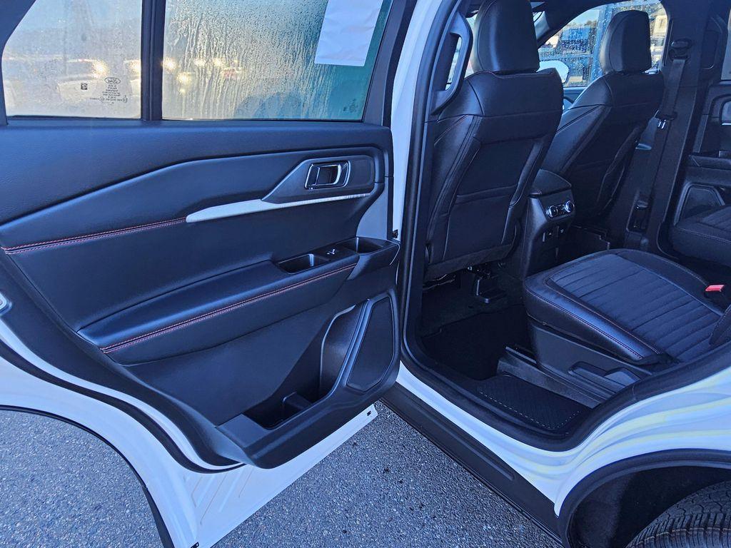 new 2025 Ford Explorer car, priced at $52,570