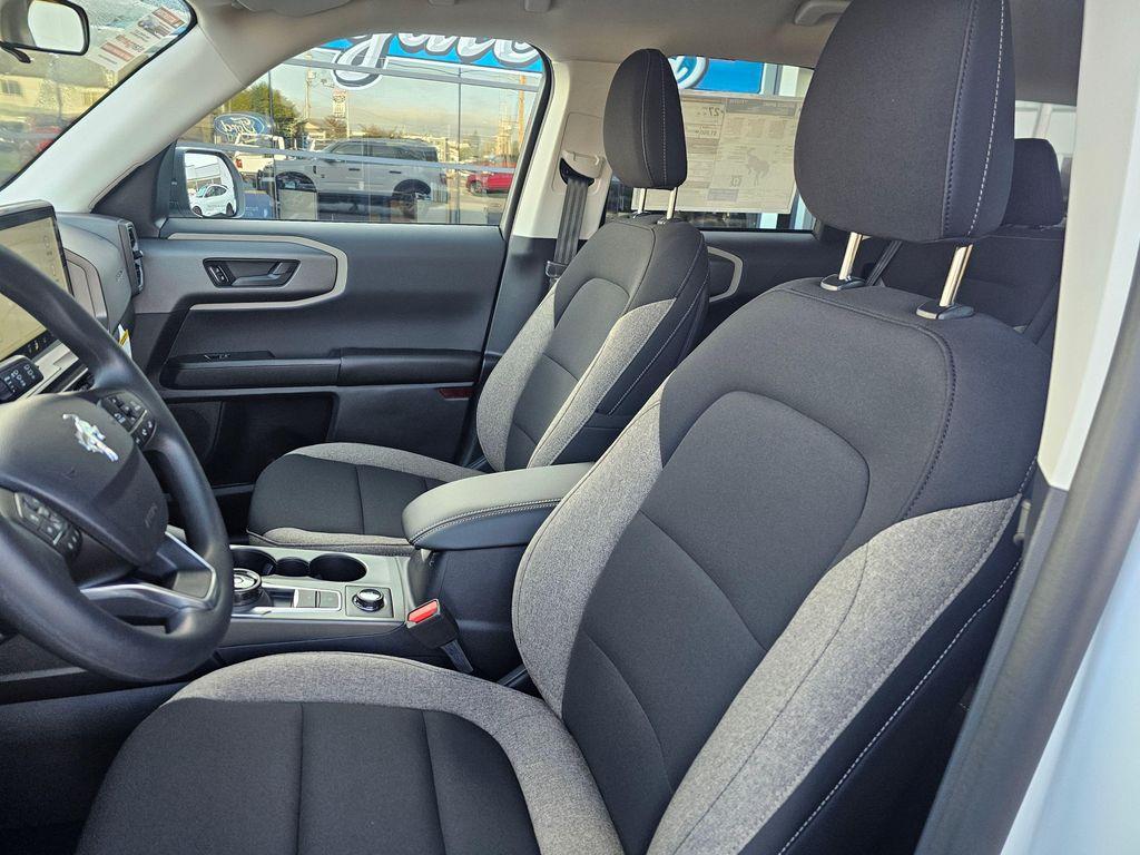 new 2025 Ford Bronco Sport car, priced at $33,160