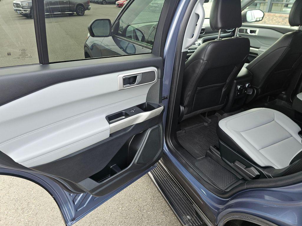 used 2021 Ford Explorer car, priced at $32,999