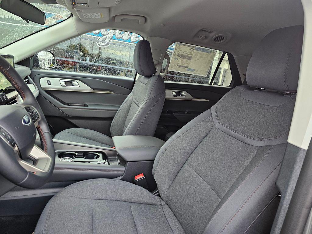 new 2025 Ford Explorer car, priced at $42,245