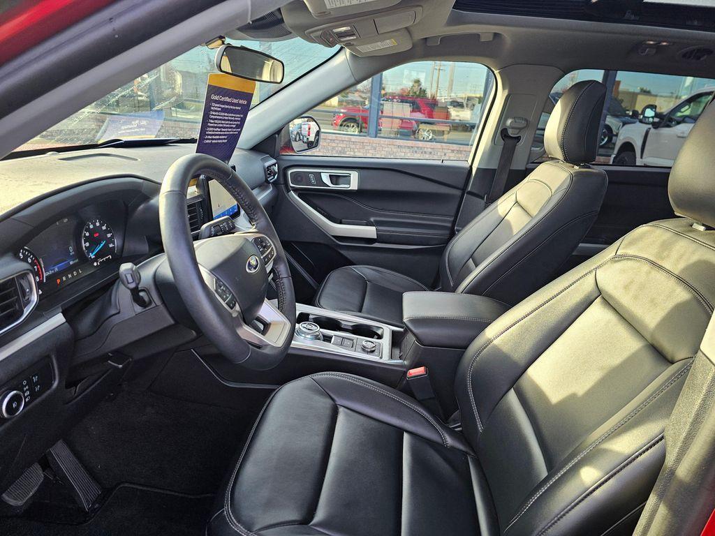used 2023 Ford Explorer car, priced at $39,999