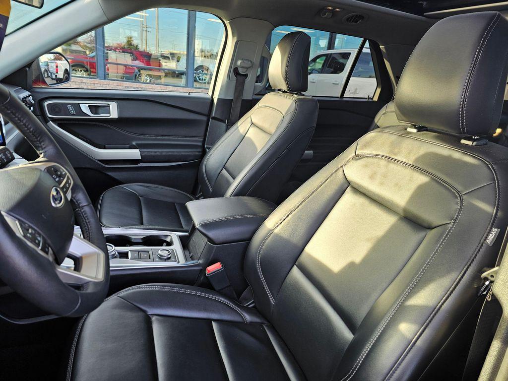 used 2023 Ford Explorer car, priced at $39,999