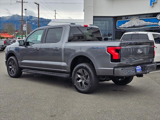 new 2024 Ford F-150 Lightning car