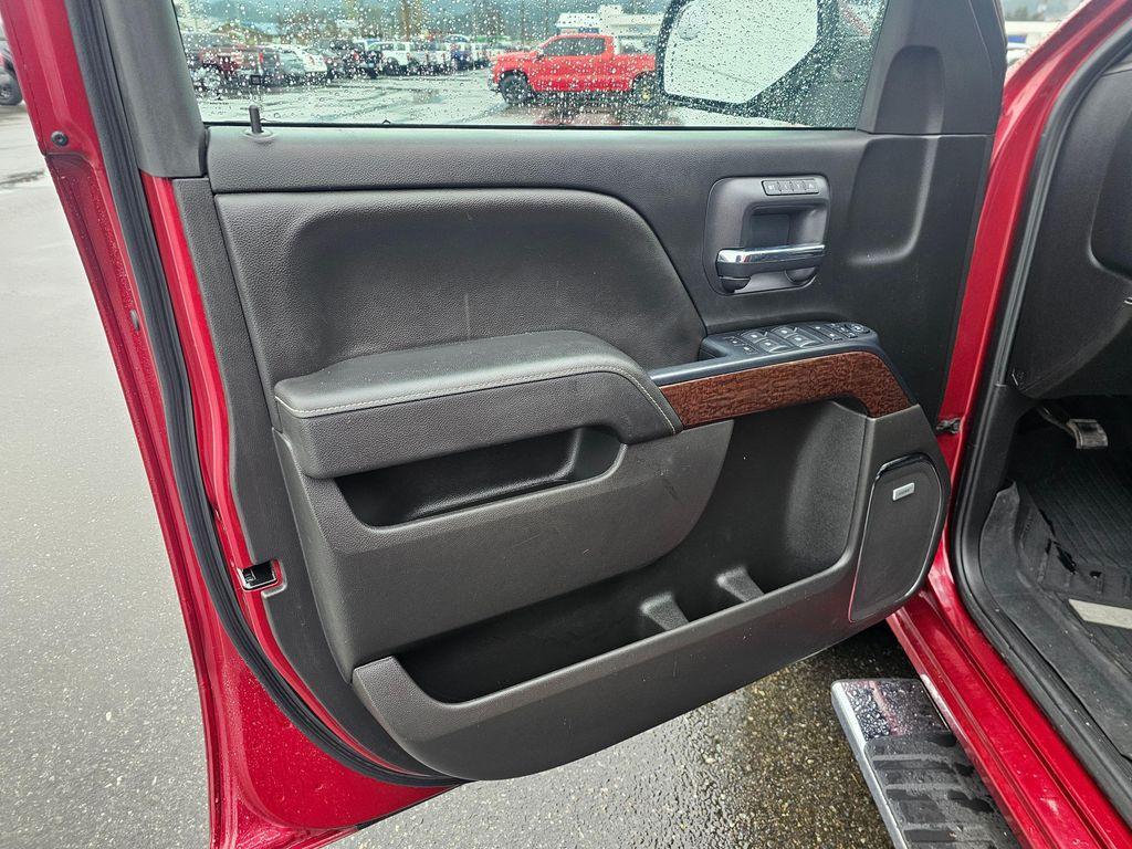 used 2018 GMC Sierra 1500 car, priced at $31,999