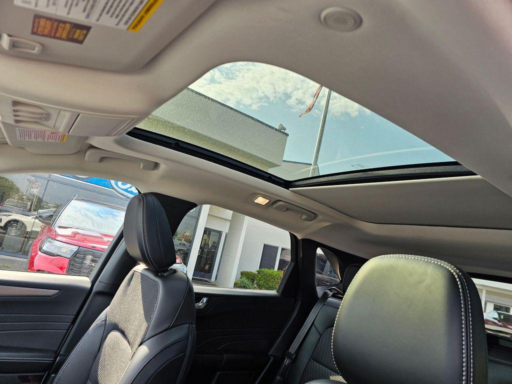 new 2025 Ford Escape PHEV car, priced at $36,480