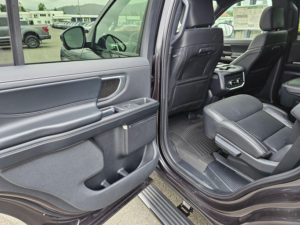 new 2025 Ford Expedition car, priced at $81,150