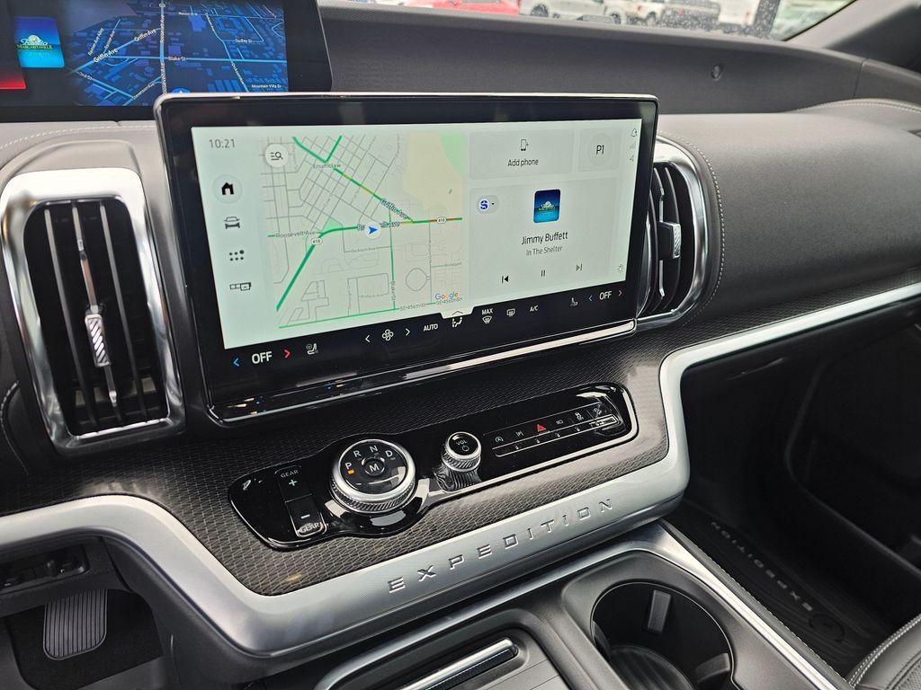 new 2025 Ford Expedition car, priced at $81,150