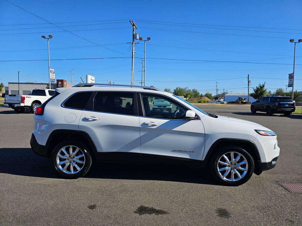 used 2015 Jeep Cherokee car, priced at $14,997