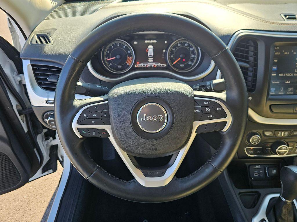 used 2015 Jeep Cherokee car, priced at $14,997