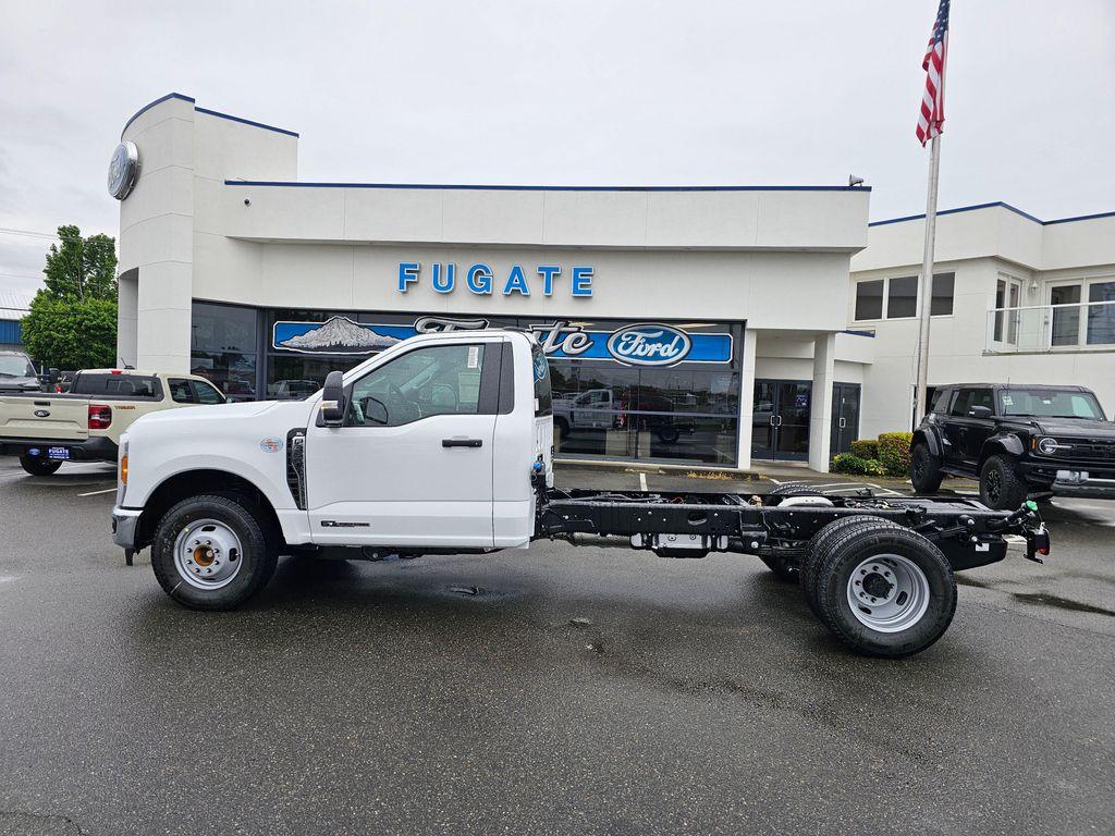 new 2025 Ford F-350 car, priced at $63,250