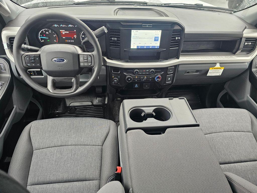 new 2025 Ford F-350 car, priced at $67,115