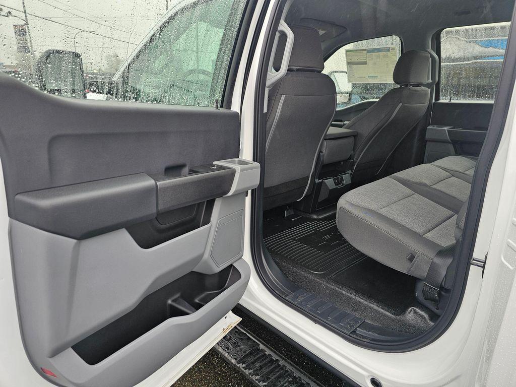 new 2025 Ford F-350 car, priced at $67,115