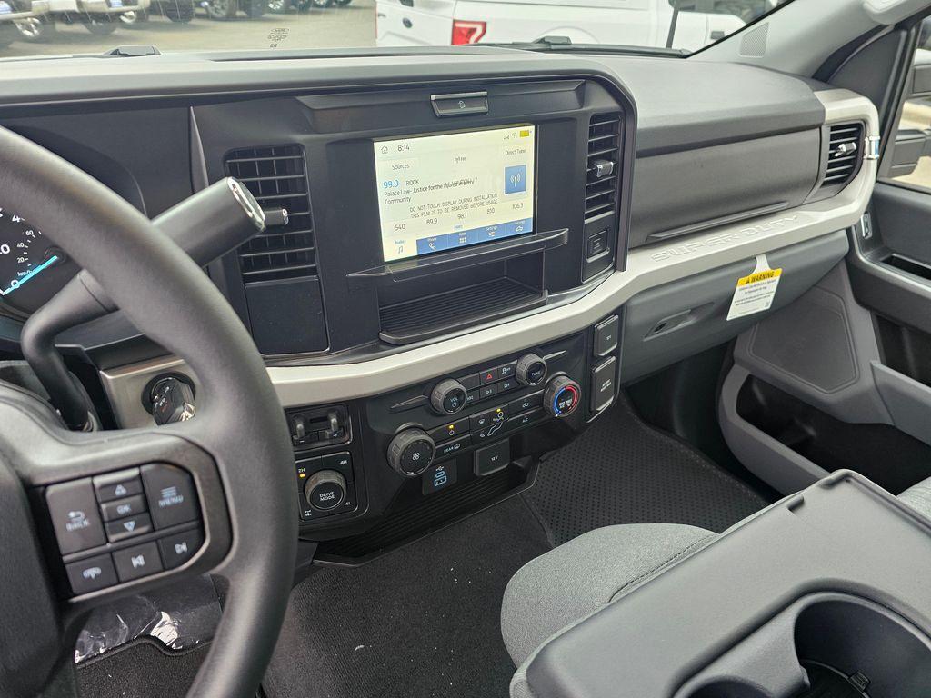 new 2025 Ford F-350 car, priced at $54,569