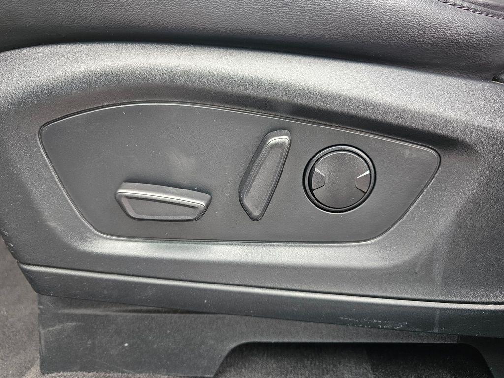 used 2023 Ford Explorer car, priced at $30,777