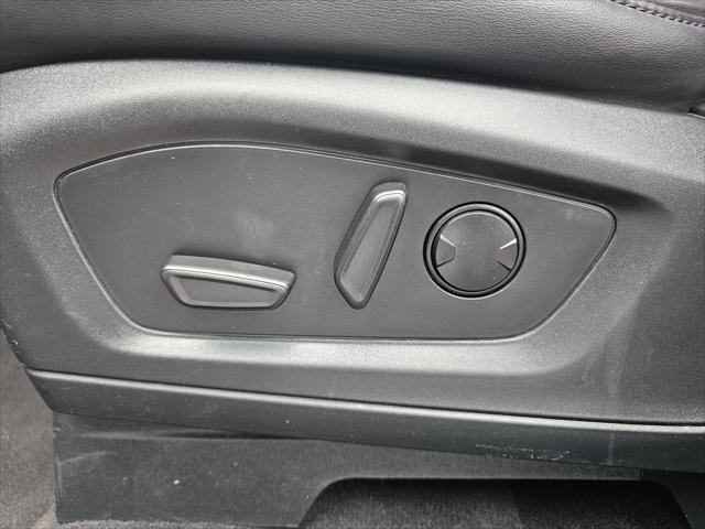 used 2023 Ford Explorer car, priced at $33,998